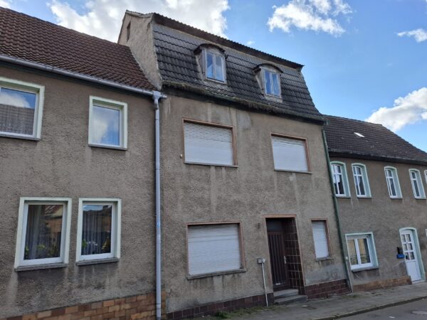 Hettstedt Hohe Straße 6 – Stadthaus mit Sanierungsbedarf zu verkaufen!