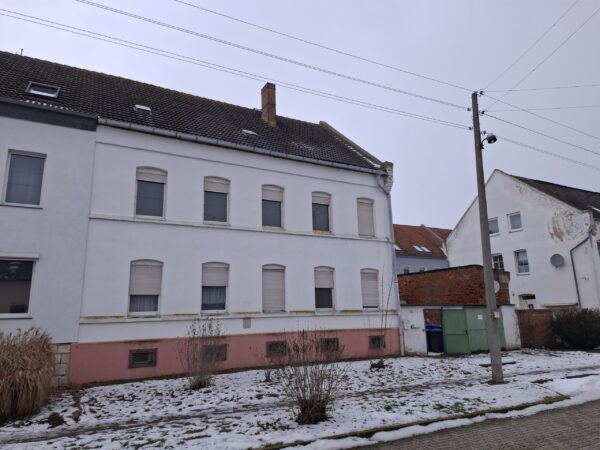 Staßfurt/ Löderburg: großes Wohnhaus aus Nachlass zu verkaufen!